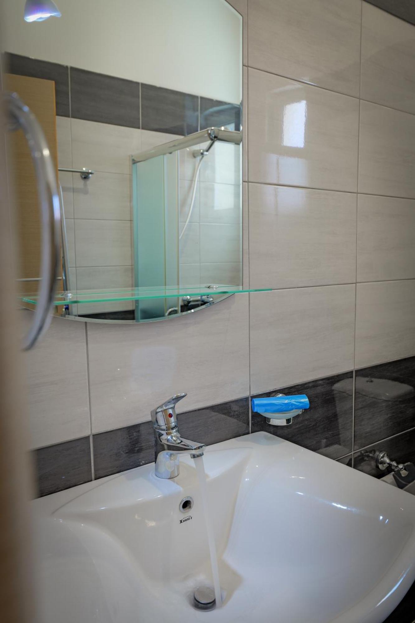 Valentina Apartment 1 Sarande Ngoại thất bức ảnh