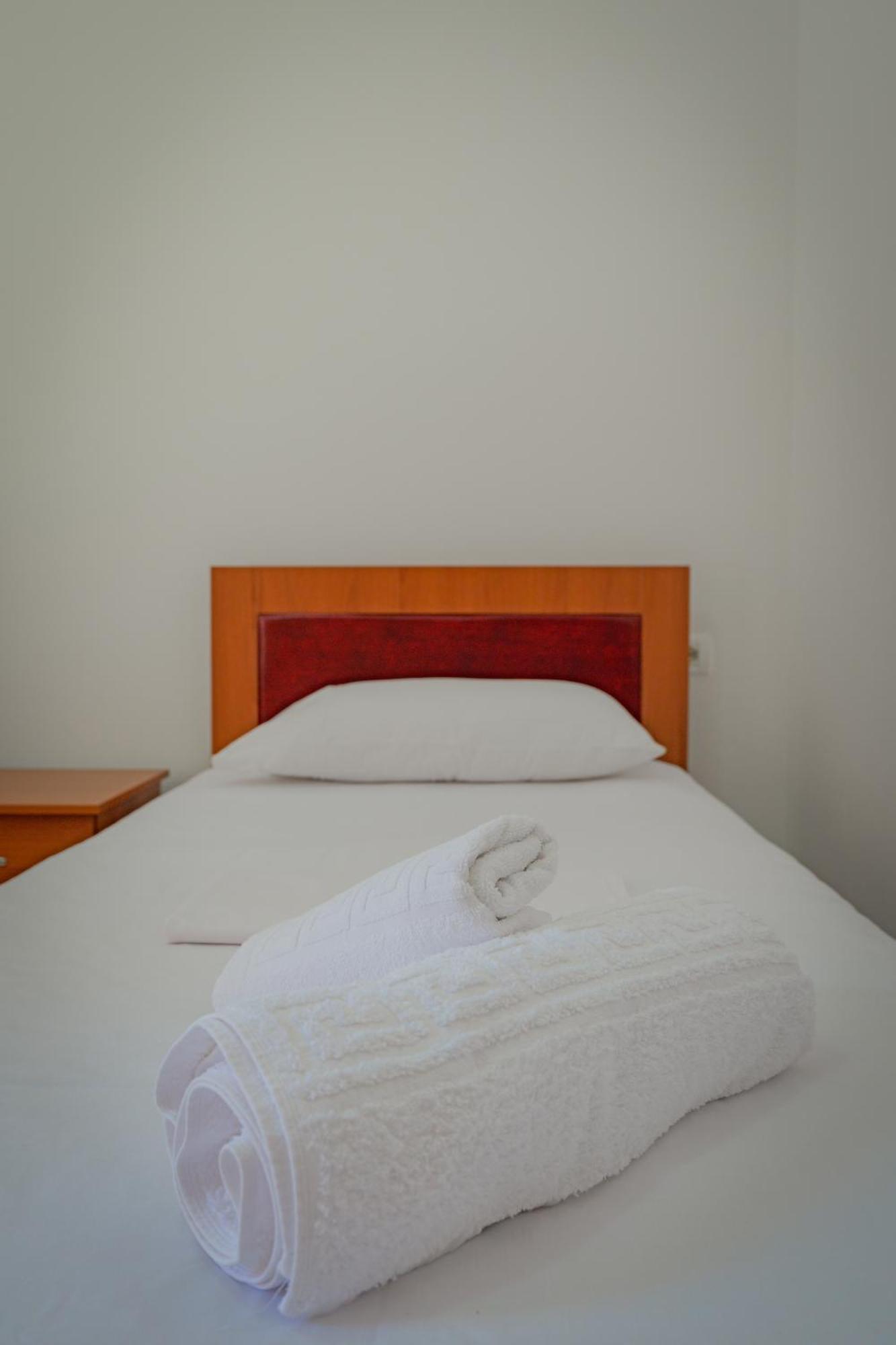 Valentina Apartment 1 Sarande Ngoại thất bức ảnh